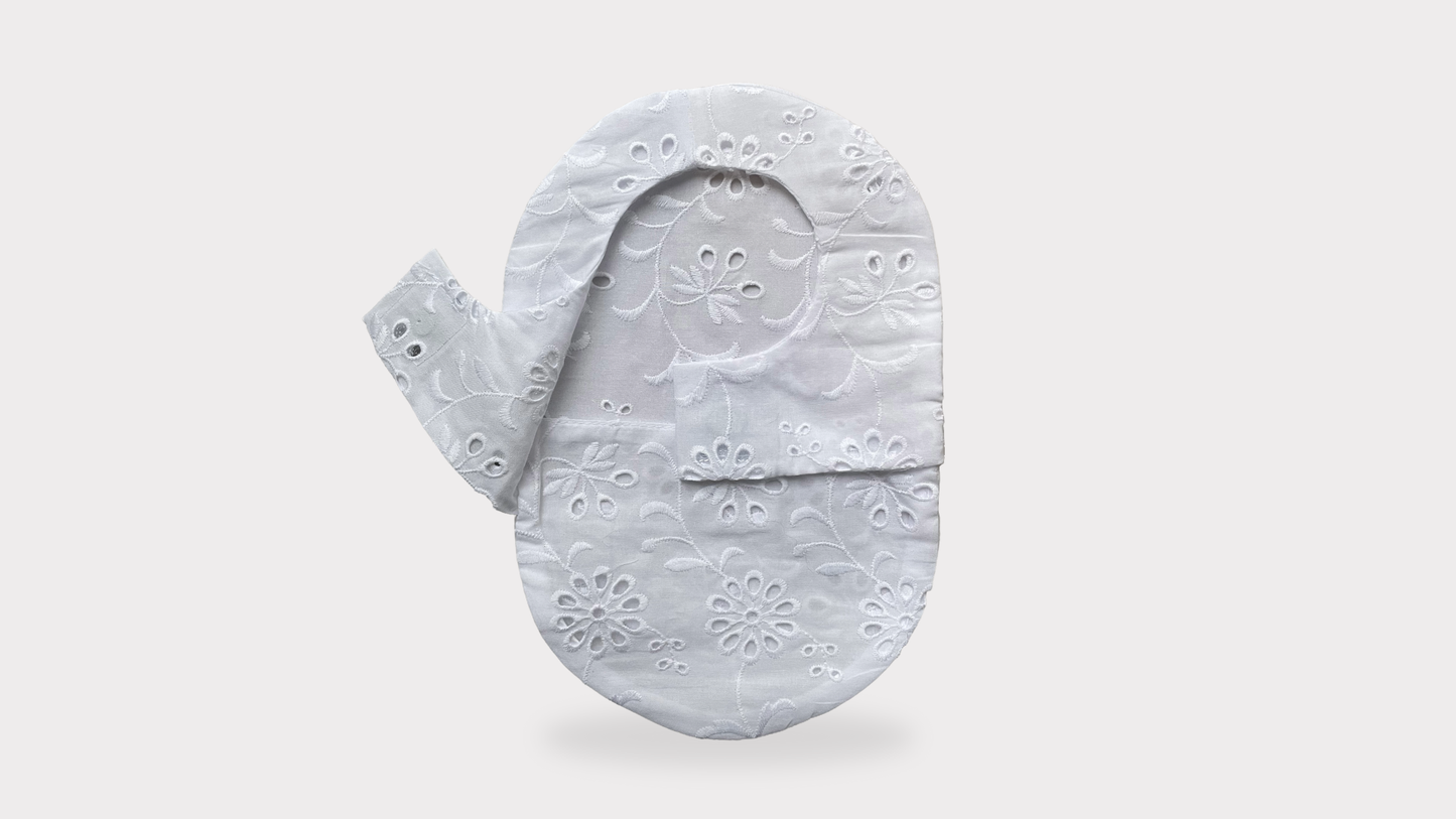 Mønstret Cover - Broderet